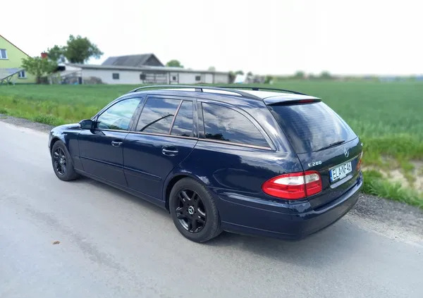 samochody osobowe Mercedes-Benz Klasa E cena 16800 przebieg: 278000, rok produkcji 2004 z Łask